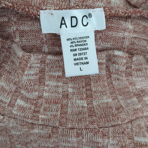 **3/$10** ADC Turtleneck Long Sleeve Top Size Large - Picture 4 of 4